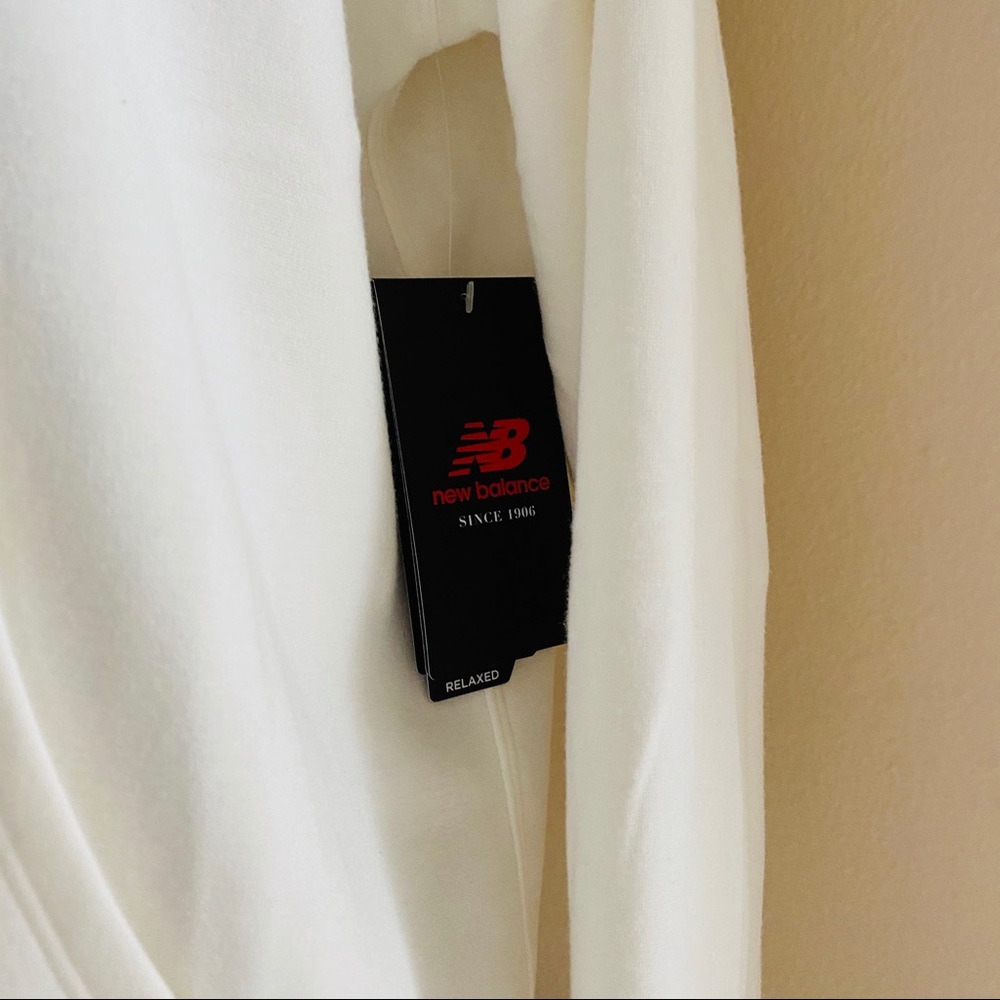 NWT new balance white captivate hoodie - Picture 9 of 9